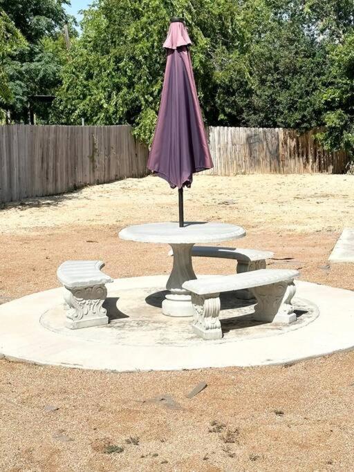 Walk To The Alamodome! Sleeps 6, Pet Friendly Lägenhet San Antonio Exteriör bild