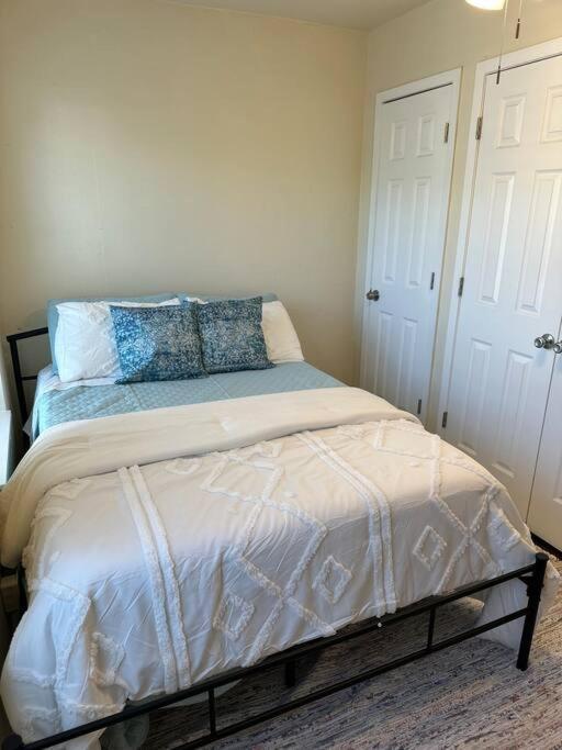 Walk To The Alamodome! Sleeps 6, Pet Friendly Lägenhet San Antonio Exteriör bild