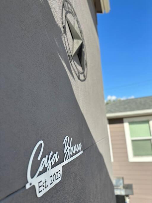 Walk To The Alamodome! Sleeps 6, Pet Friendly Lägenhet San Antonio Exteriör bild